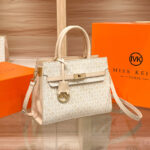 New Trendy and High-End Handbag High Quality Bag Retro Fashion Women's Shoulder Bag - Image 2